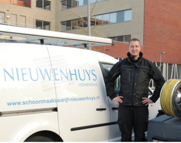 Schoonmaakbedrijf Nieuwenhuys kiest voor gemak en efficiëntie met CleanJack